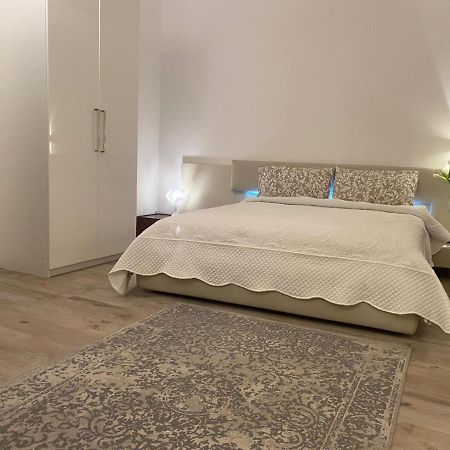 Peaknest - La Tua Vacanza Sul Lago Di Garda Arco Bagian luar foto